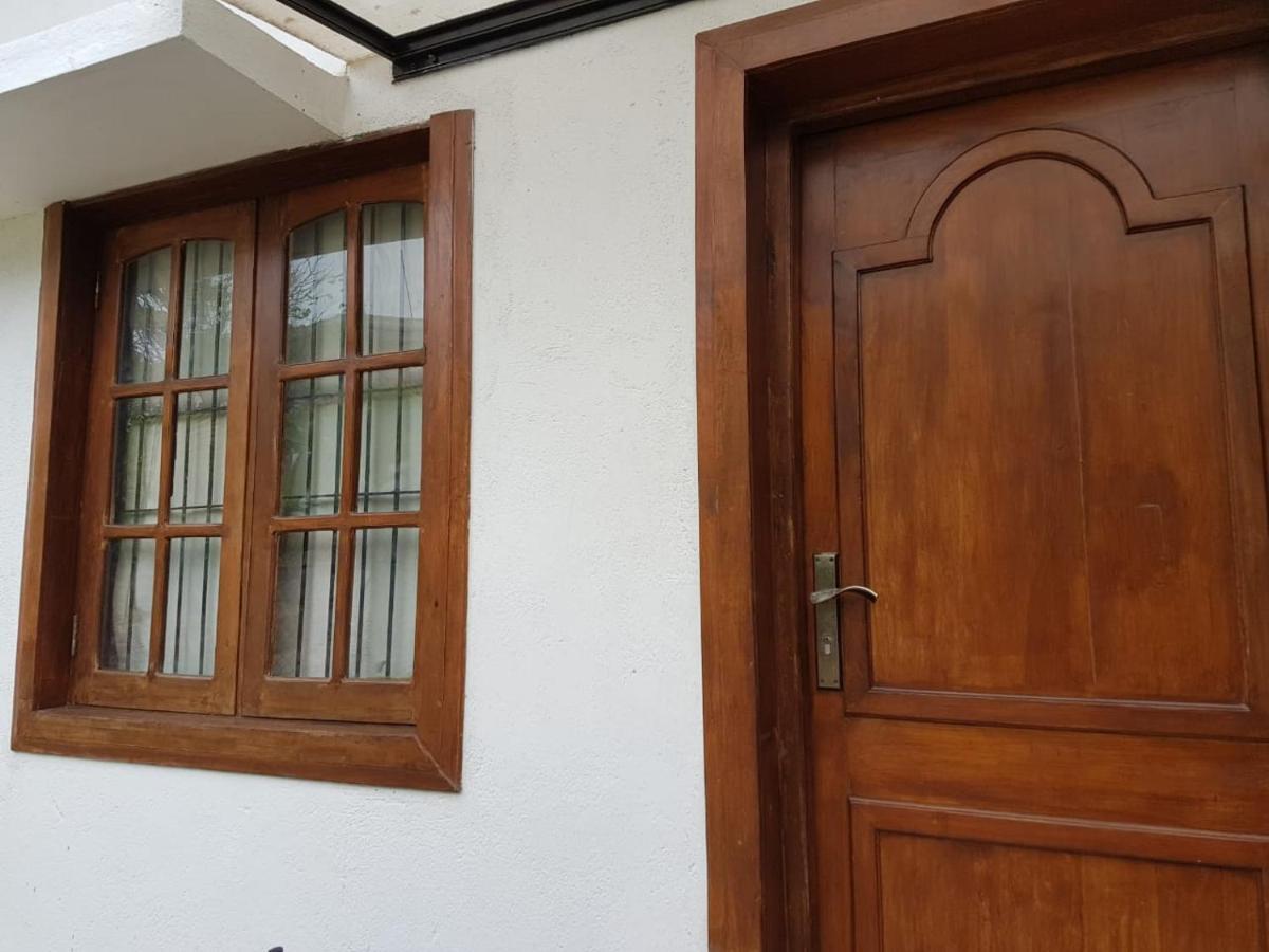 Mjm Villa Kolombo Bagian luar foto